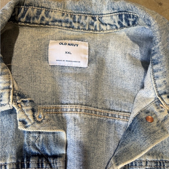 Old Navy Light Blue Distressed Denim Jacket - Picture 2 of 2